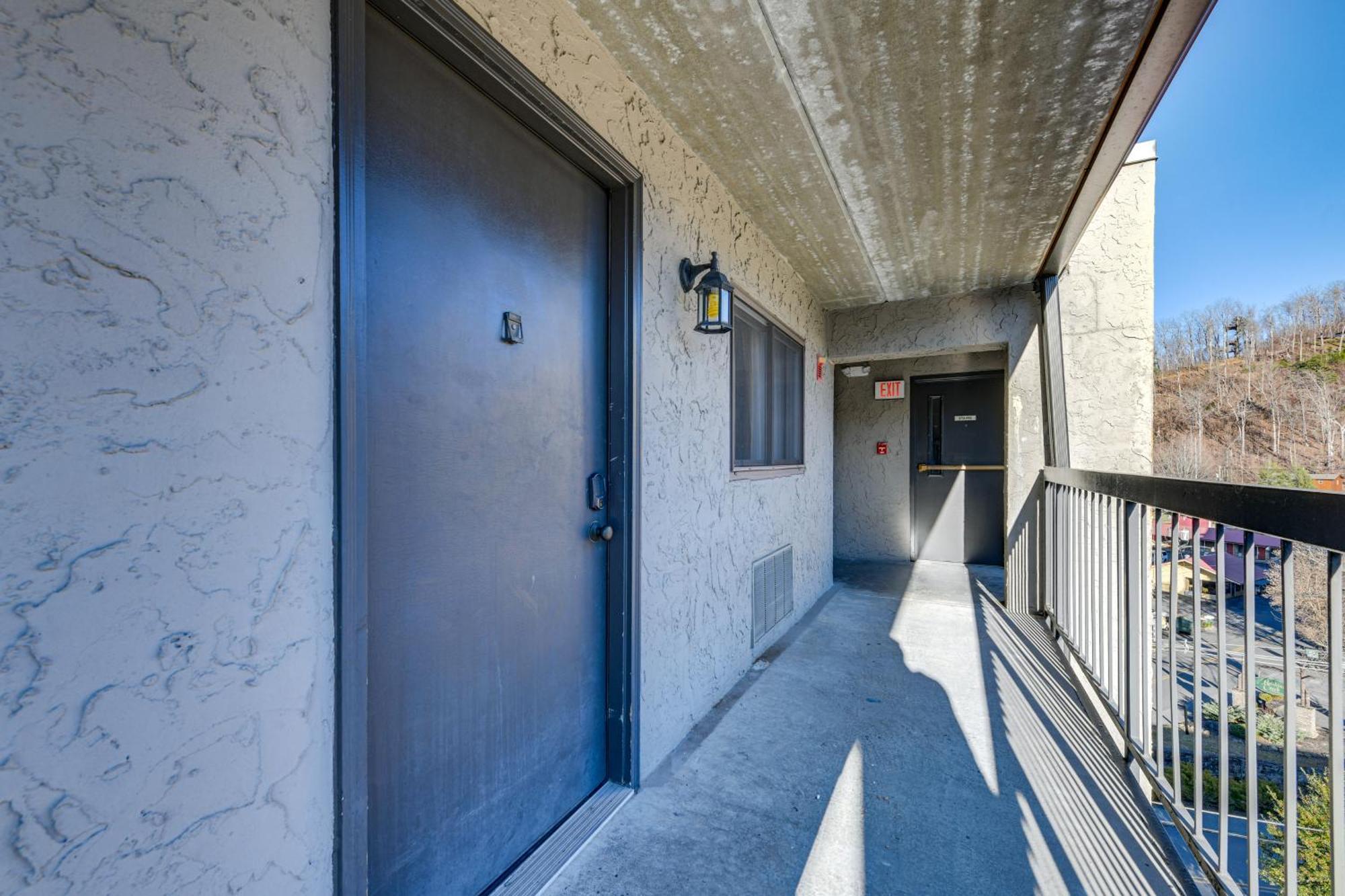 Downtown Gatlinburg Condo With Community Pool! מראה חיצוני תמונה