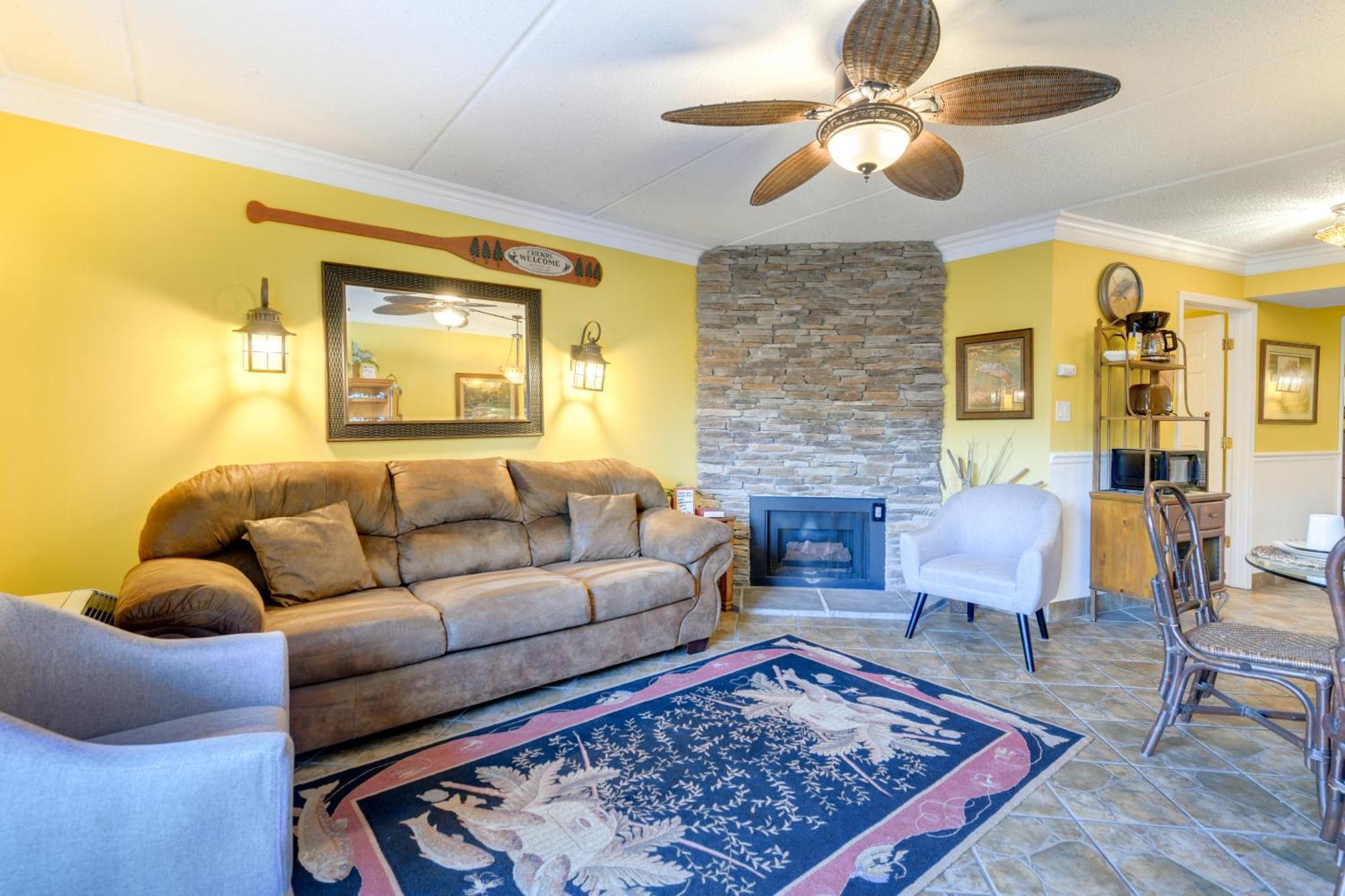 Downtown Gatlinburg Condo With Community Pool! מראה חיצוני תמונה