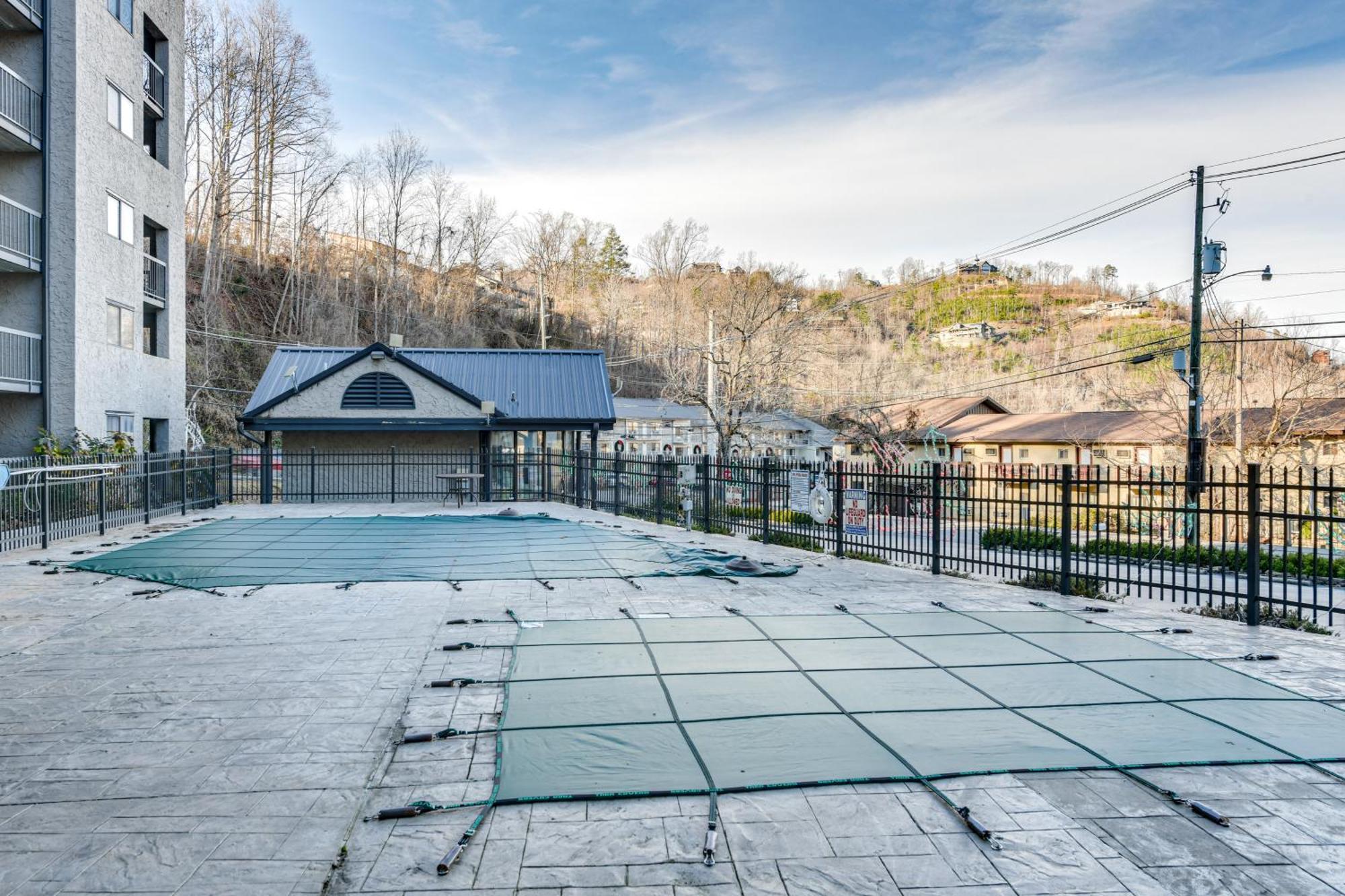 Downtown Gatlinburg Condo With Community Pool! מראה חיצוני תמונה