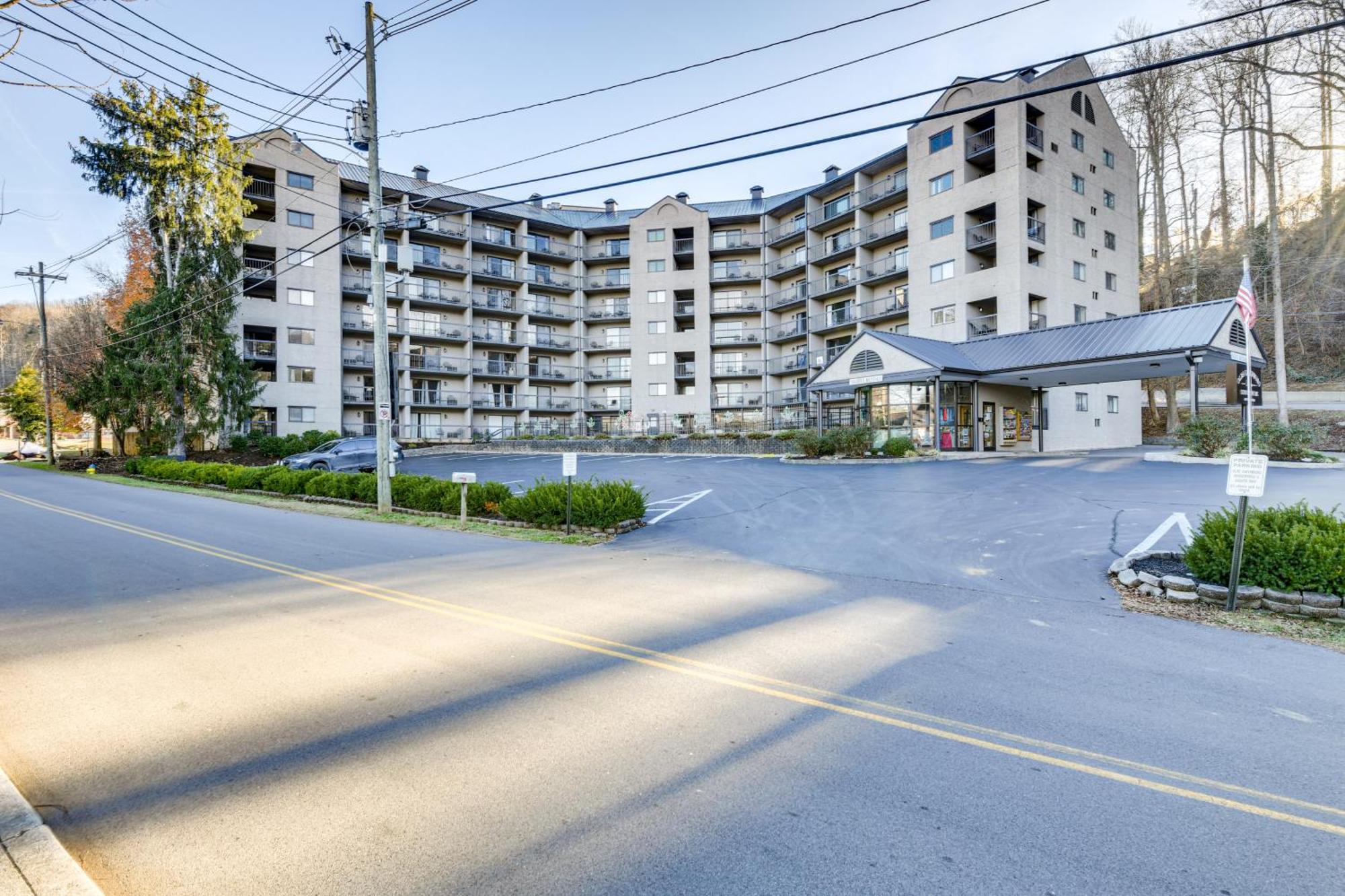 Downtown Gatlinburg Condo With Community Pool! מראה חיצוני תמונה